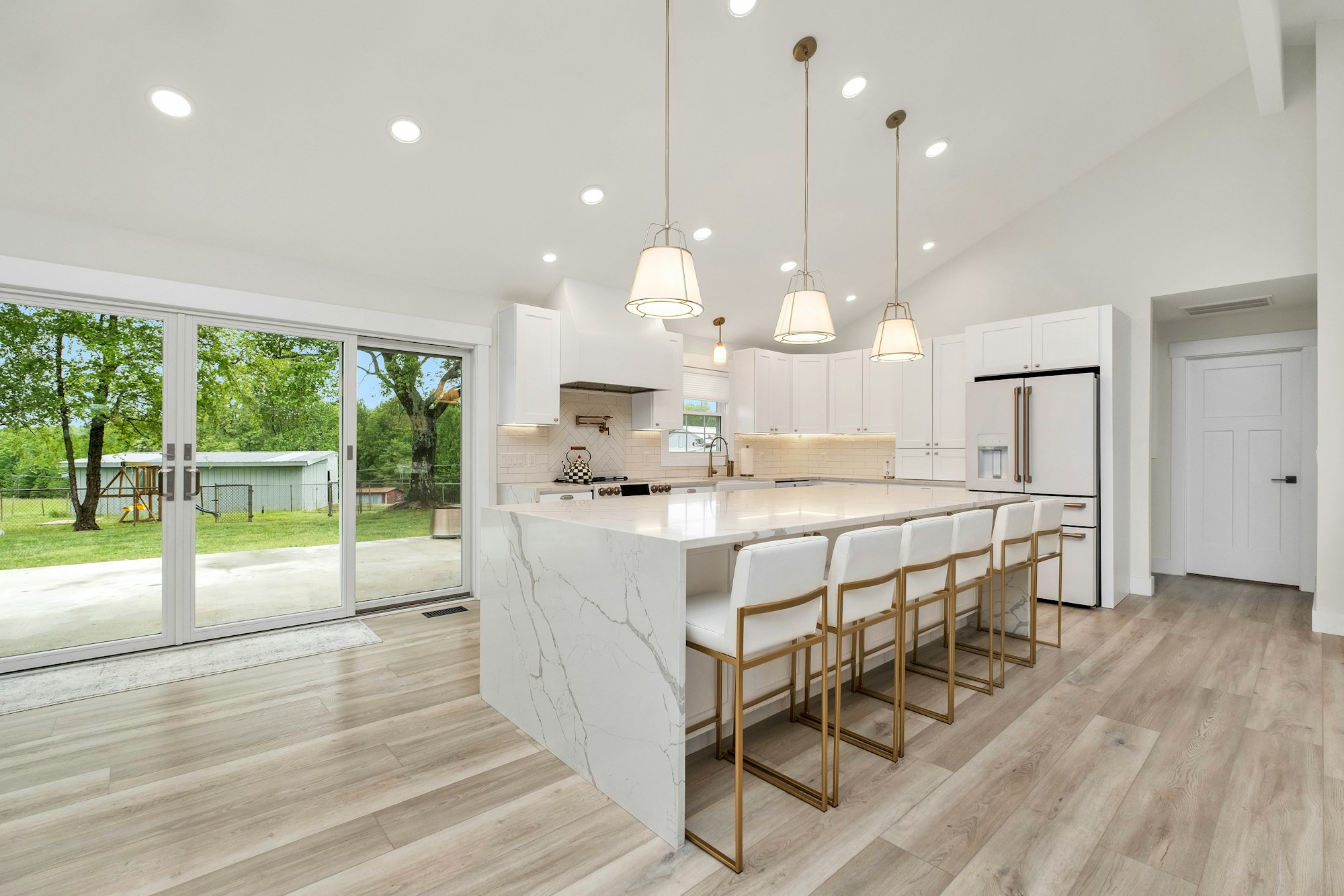Contemporary interior with marble island